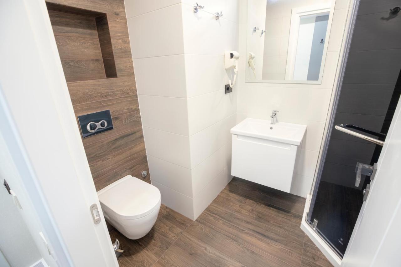 באטומי Gq Apartments On First Line In Alliance Palace מראה חיצוני תמונה